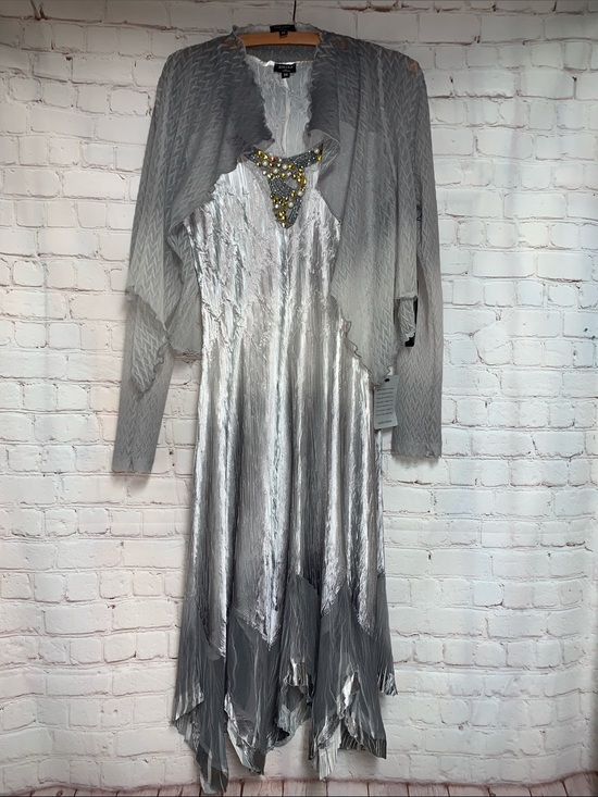 Komarov Dresses & Skirts - NEW KomaRov 2 Piece Silver Gray Ombre Jeweled Charmeuse Chiffon Dress Jacket M